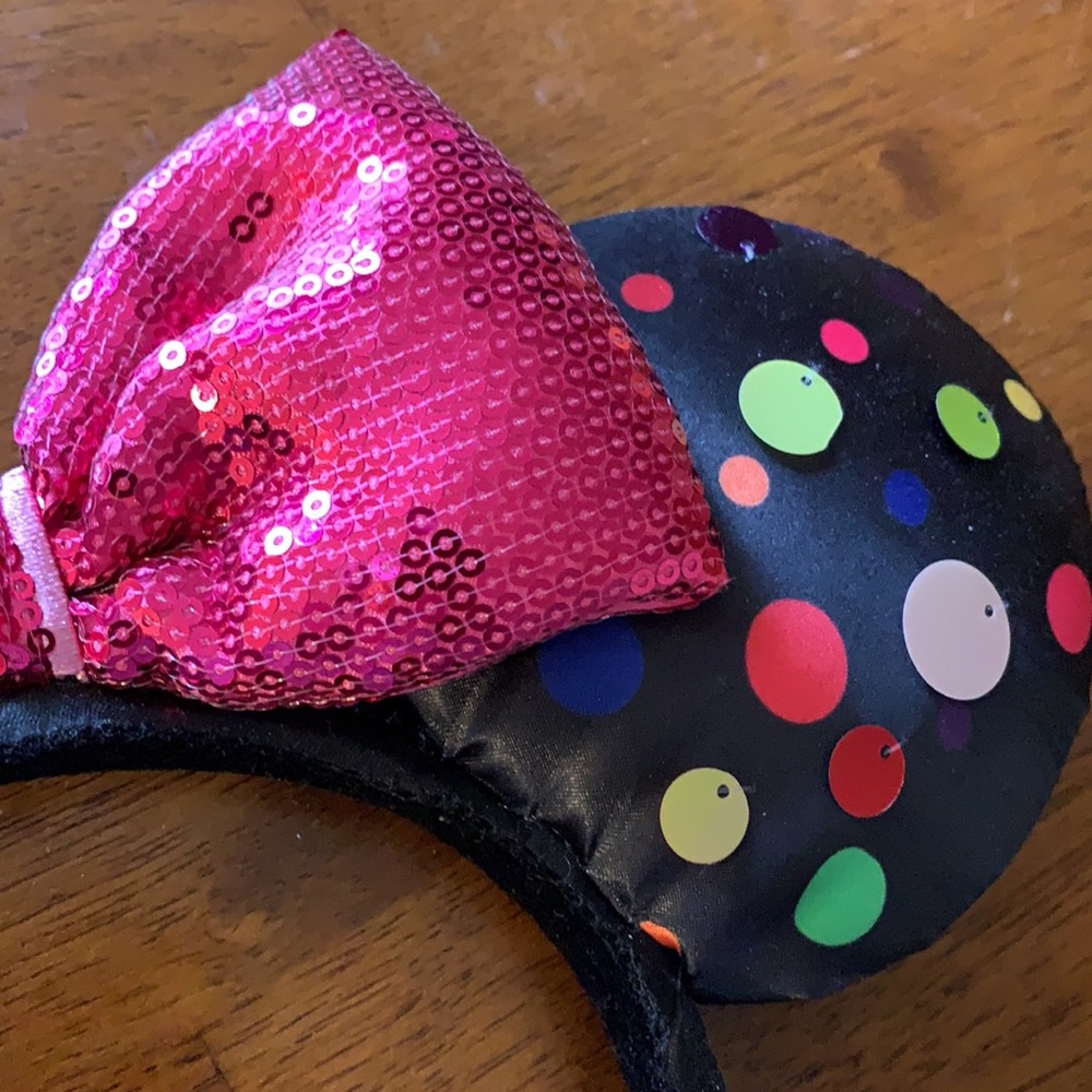 Minnie Mouse Ears - Picture 3 of 5